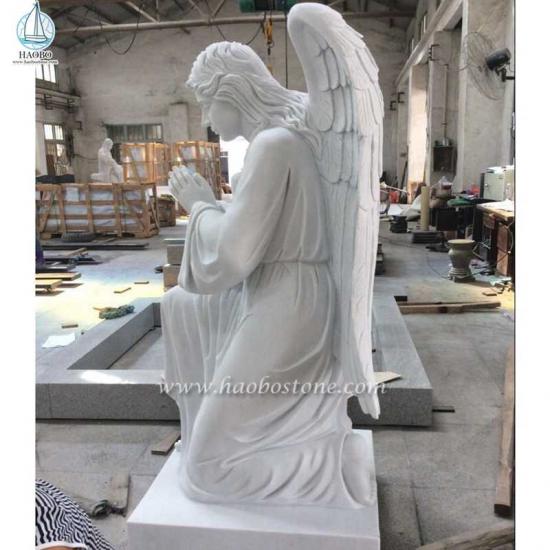 Statue d'ange de prière de marbre blanc