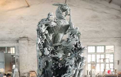 Les nouvelles travaux de sculpture montrent les compétences de sculpture de Haobo Pierre. 